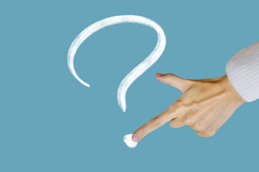 イオンカードセレクト（ミニオンズ）の特徴とイオンカードとの違い　クレジットカードナビ