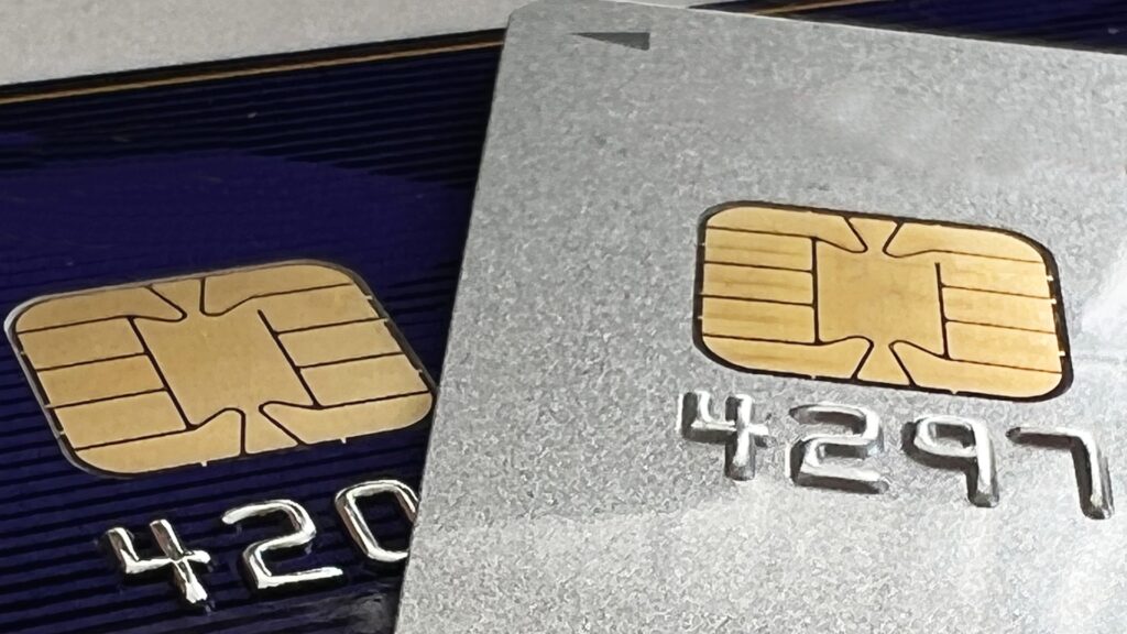 デビットカードとは　クレジットカードナビ